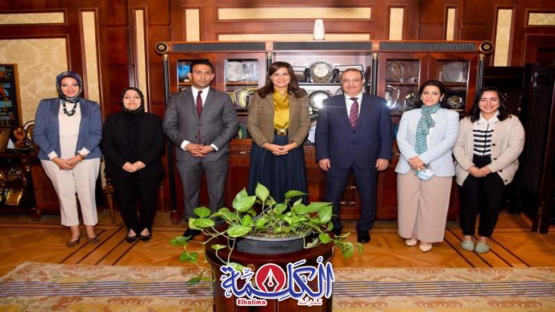 بوابة الكلمة