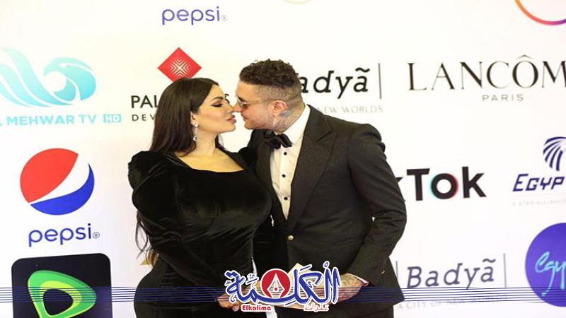 أحمد الفيشاوي وزوجته 