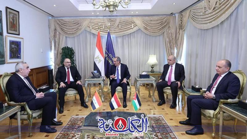 بوابة الكلمة