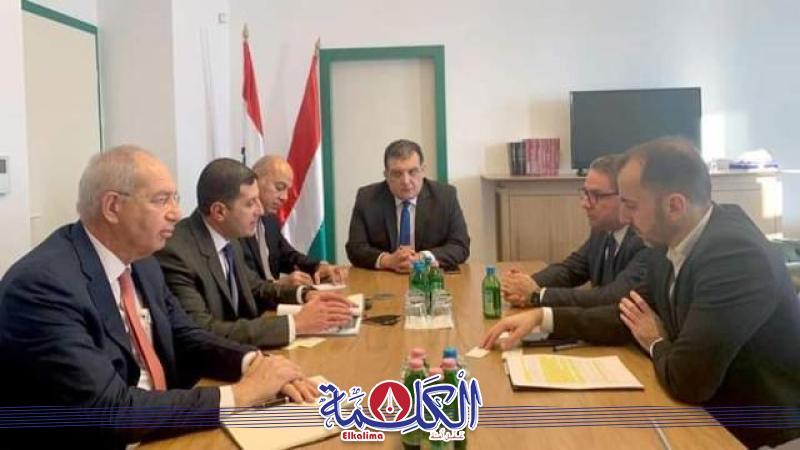 بوابة الكلمة