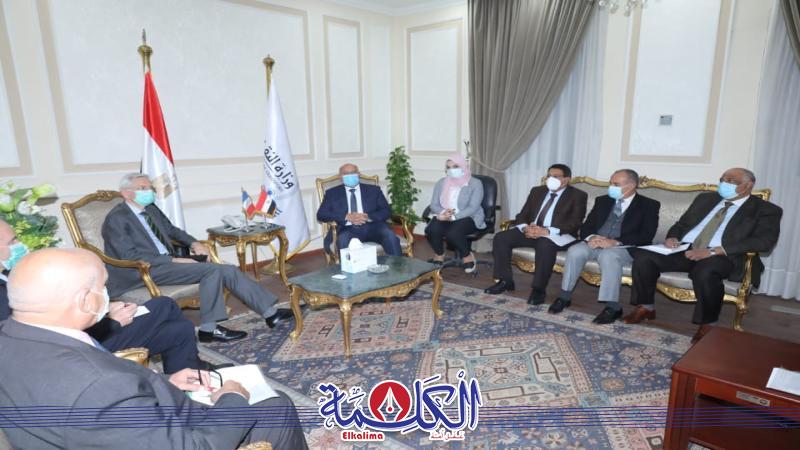بوابة الكلمة