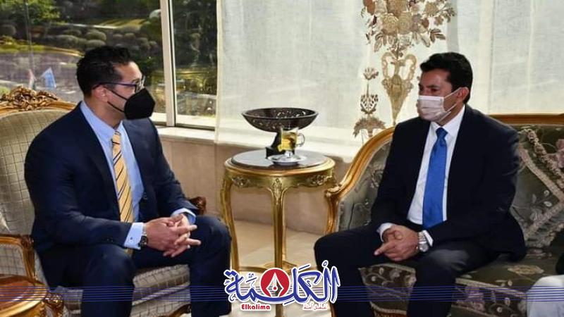 بوابة الكلمة
