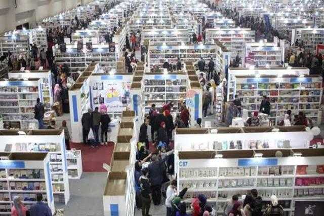 معرض القاهرة الدولي للكتاب يفتح أبوابه بإجراءات ميسرة