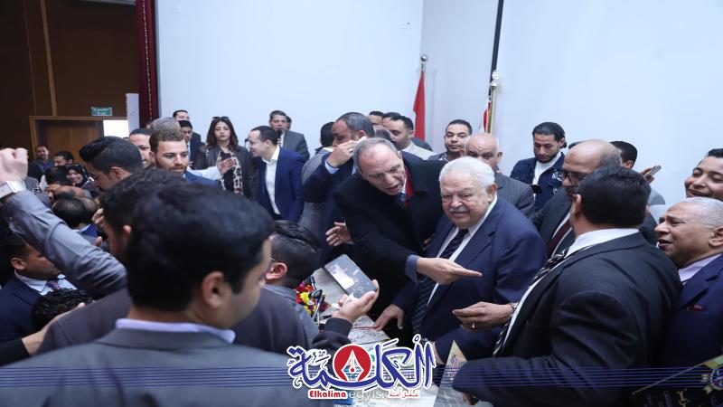 بوابة الكلمة