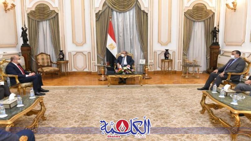 بوابة الكلمة