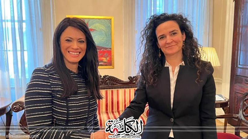 بوابة الكلمة