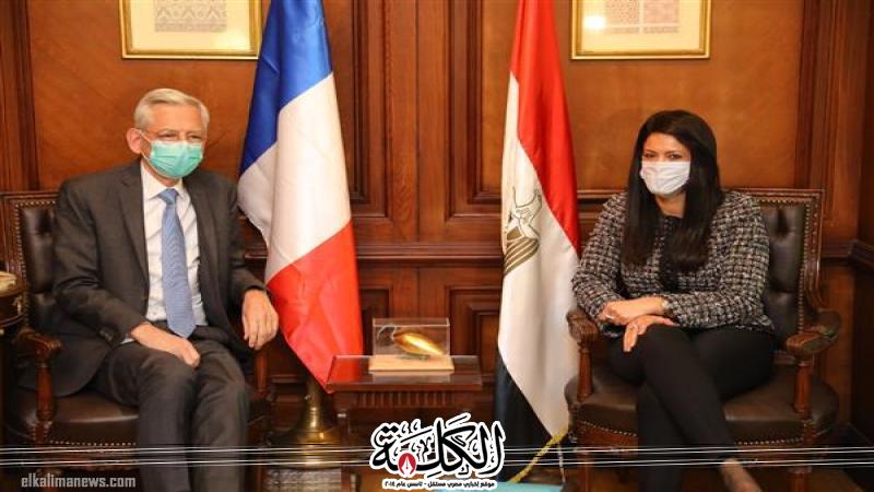 بوابة الكلمة