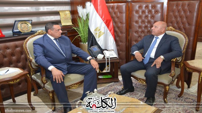 وزيرا التنمية المحلية والنقل يبحثان آليات تطبيق قانون تنظيم النقل النهري الجديد بالمحافظات وزيرا التنمية المحلية والنقل يبحثان آليات تطبيق قانون تنظيم النقل النهري الجديد بالمحافظات