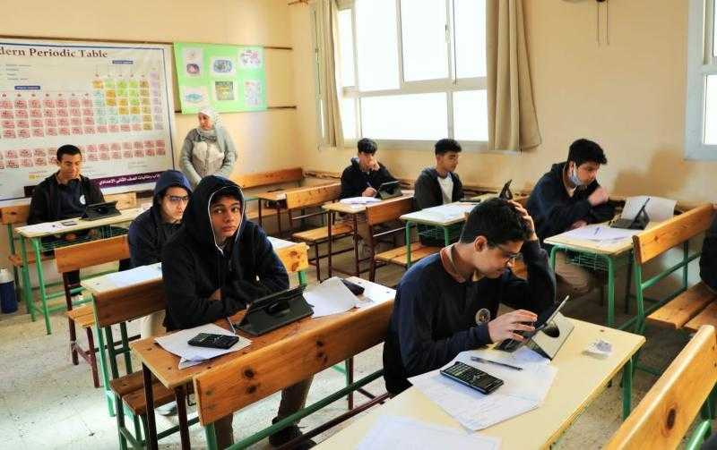 التعليم تعقد امتحانات مارس لصفوف النقل بداية إبريل