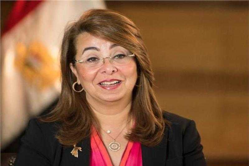 غادة والى تفتتح معرض ”نون وفنون” بدوته الـ 20 لفنانات تشكيليات بجاليرى بيكاسو الزمالك .. الثلاثاء