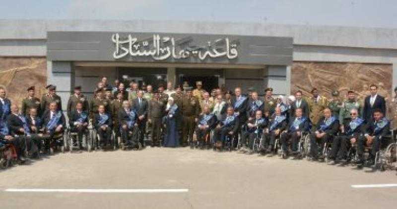 القوات المسلحة تنظم معرضًا لإبداعات المحاربين القدماء بمناسبة الاحتفال بيوم الشهيد والمحارب القديم