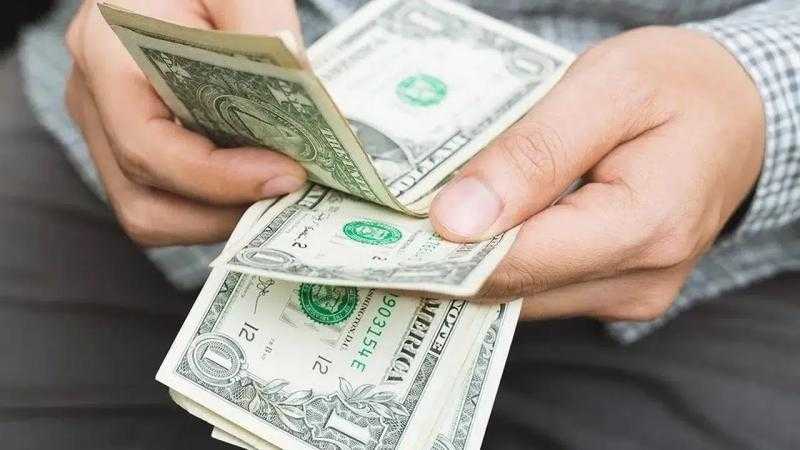 أسعار الدولار في مصر اليوم الأربعاء