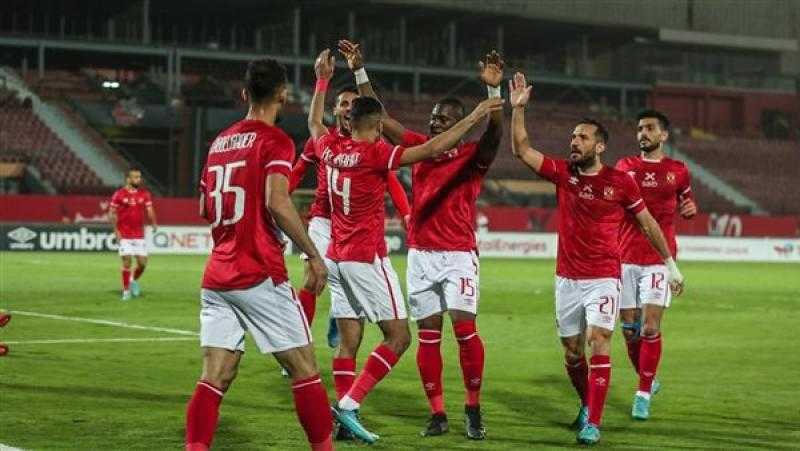 كولر يعلن تشكيل الأهلي أمام المصري