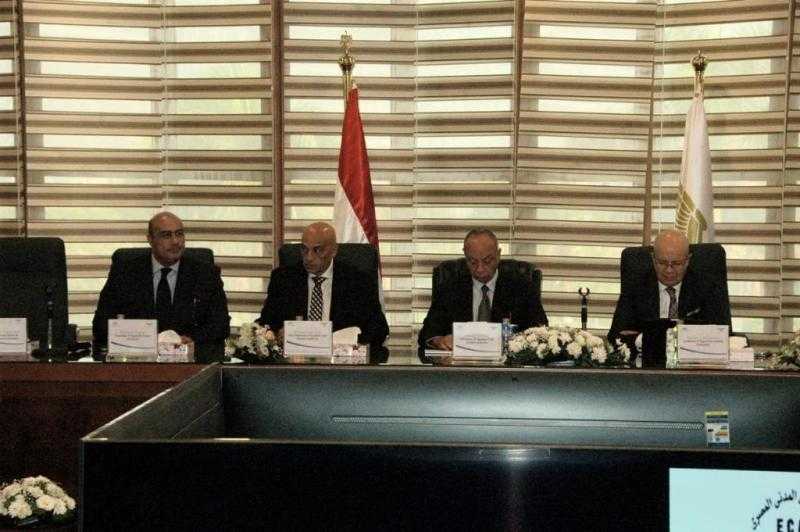 وفد إدارة أمن النقل الأمريكية TSA يشيد بالإجراءات الأمنية بمطار القاهرة ومصر للطيران
