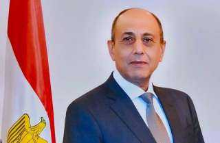 وزير الطيران المدنى يهنئ الأمة المصرية وقطاع الطيران بالمولد النبوى الشريف
