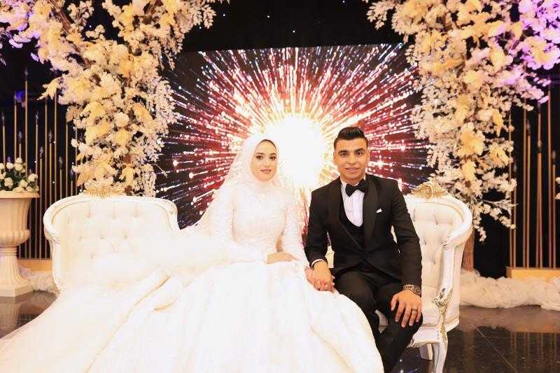 الكلمة تهنئ الزميل الصحفي أحمد عبدالله بمناسبة زفافه السعيد