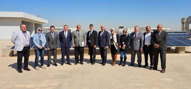 وفد رفيع المستوي من المجلس الدولي للمطارات يزور مطار القاهرة