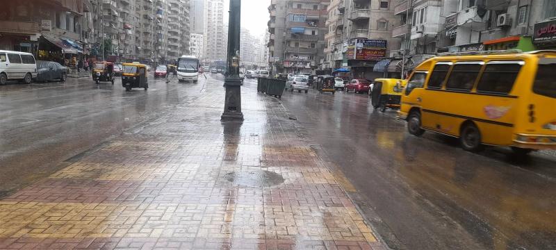 هطول أمطار ونشاط لحركة الرياح في الإسكندرية