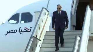 السيسى يصل البحرين للمشاركة فى القمة العربية الـ 33