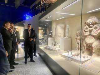 وزير السياحة والآثار يقوم بجولة تفقدية بمتحف شرم الشيخ لمتابعة سير العمل
