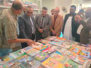 ”الشلاتين” تحتضن أول معرض للكتاب .. كتب مجانية وطرح إصدارات الوزارة بأسعار مُخفضة وخصومات تصل إلى 50%