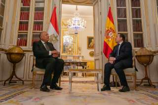 وزير الخارجية يجري مشاورات موسعة مع نظيره الإسباني ويلتقي برئيس حكومة إسبانيا