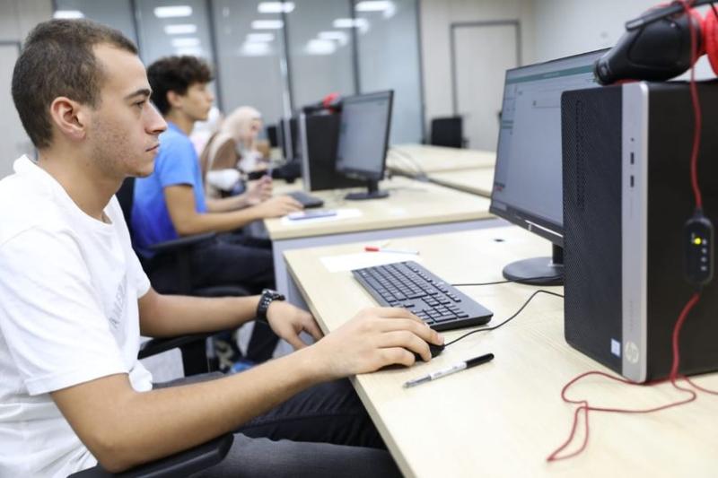بوابة الكلمة