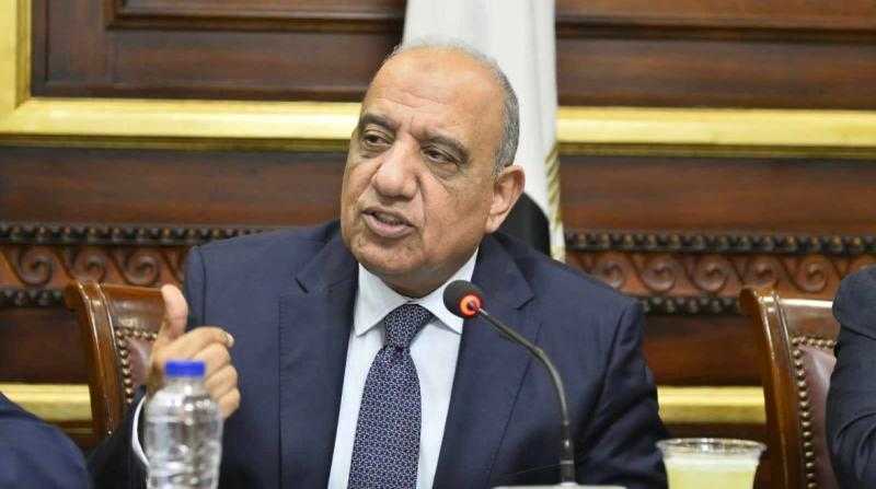 وزير الكهرباء: الاعتماد على الطاقات الجديدة والمتجددة يعزز من خفض استهلاك الوقود