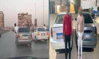 كشف ملابسات تداول مقطع فيديو على مواقع التواصل لقيام قائدى سيارتين ملاكى بآداء حركات إستعراضية حال سيرهما بموكب زفاف