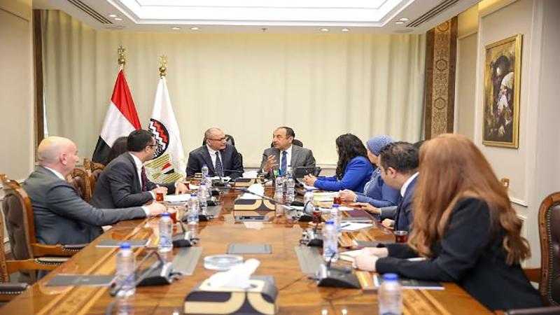 وزير قطاع الأعمال العام يستقبل سفير تركيا بالقاهرة لبحث تعزيز التعاون الاقتصادي والاستثماري