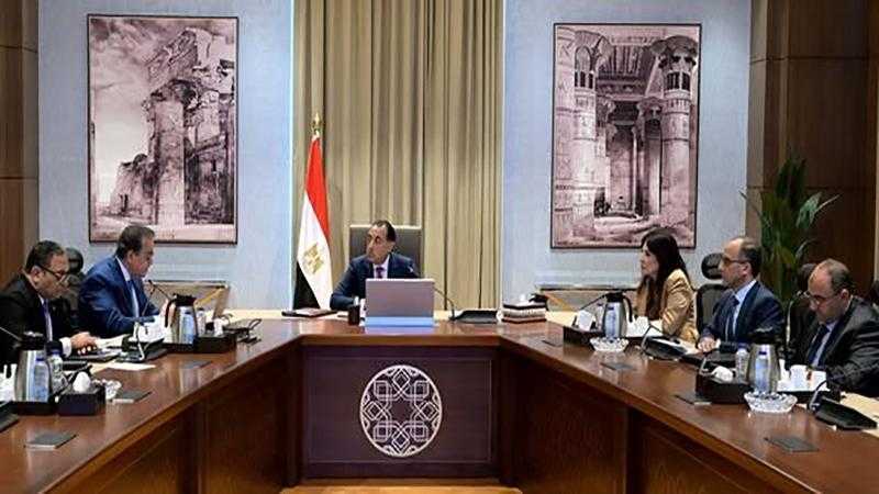 رئيس الوزراء يستعرض مؤشرات تنفيذ المبادرة الرئاسية لإنهاء قوائم الانتظار