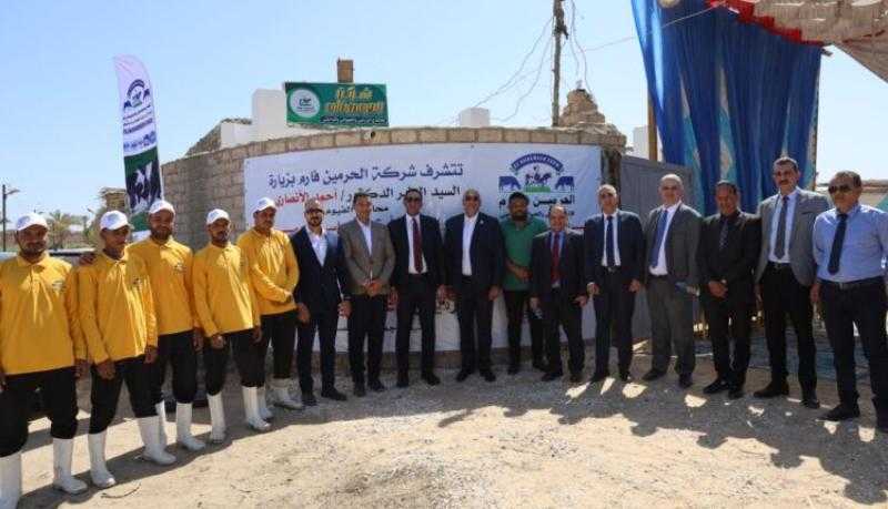 رئيس جهاز تنمية المشروعات ومحافظ الفيوم يتفقدان عدد من المشروعات الصناعية والإنتاجية
