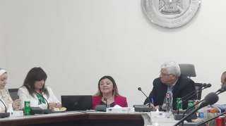 وزير التعليم العالي يعقد اجتماعًا مع مديري مراكز ذوي الإعاقة بالجامعات المصرية