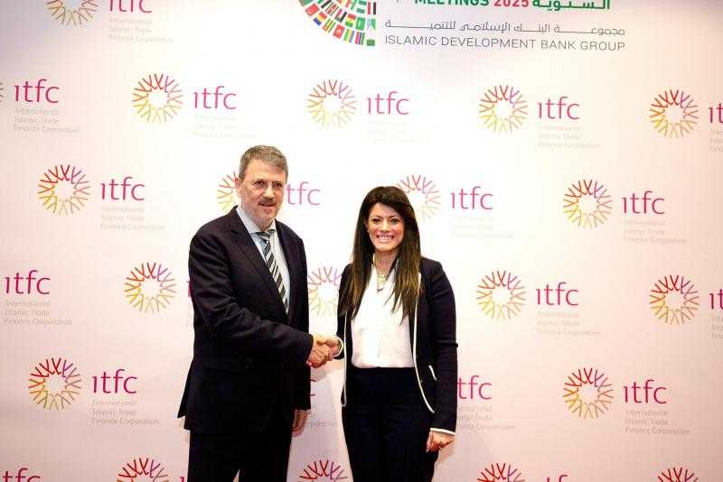 المشاط تلتقي الرئيس التنفيذي للمؤسسة الدولية الإسلامية لتمويل التجارة لبحث سبل تعزيز الشراكة الاستراتيجية بين الجانبين