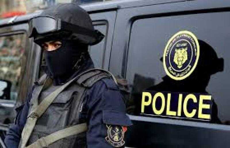 مواصلة الجهود الأمنية لتحقيق الأمن ومواجهة كافة أشكال الخروج على القانون