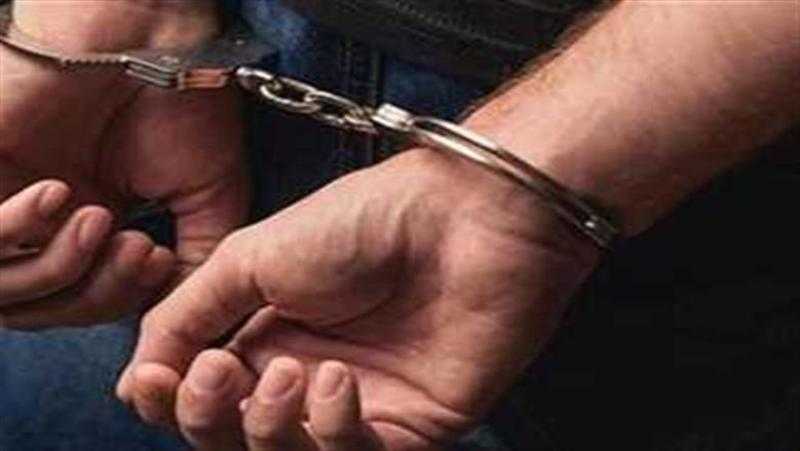 كشف ملابسات منشور متداول تضمن قيام عدد من الأشخاص بالتعدى على آخر بالضرب بإستخدام أسلحة بيضاء
