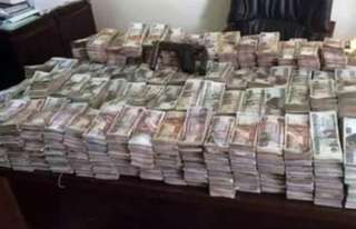 إتخاذ الإجراءات القانونيـة حيـال عنصرين جنائيين لقيامهما بغسـل 70 مليون جنيه متحصلة من نشاطهما الإجرامى