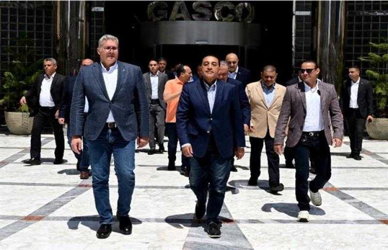 رئيس الوزراء يتابع من مركز التحكم في الشبكة القومية للغاز الطبيعي جاهزية الشبكة وتأمين الإمدادات