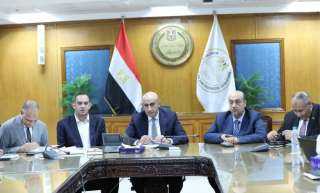 وزير التربية والتعليم يواصل متابعة غرفة عمليات امتحانات الثانوية العامة للعام الدراسي 2024/2025