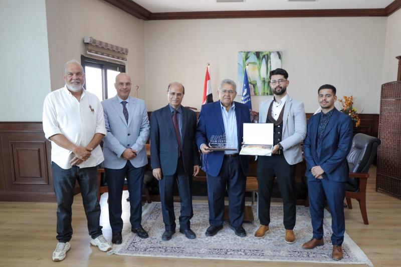 بوابة الكلمة