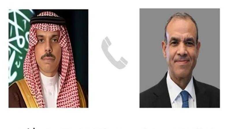 اتصال هاتفي بين وزير الخارجية والهجرة ونظيره السعودي