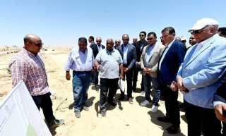 وزيرا الإسكان والزراعة يتفقدان محطة التجارب البحثية لتحلية مياه البحر