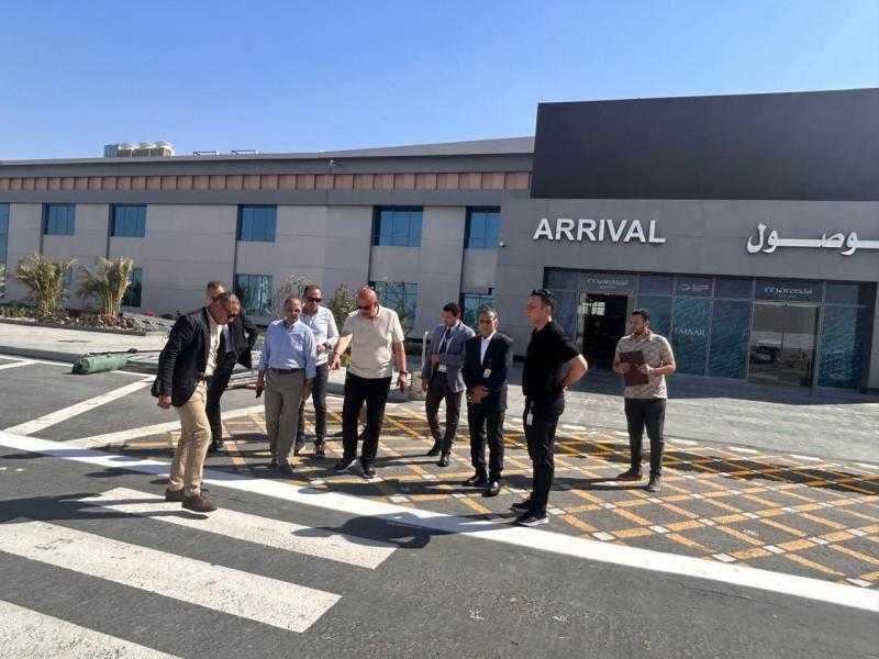 في زيارة مفاجئة.. النشار يوجه بتعزيز جاهزية مطار العلمين مع تنامي حركة التشغيل