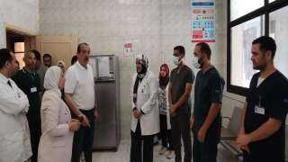 نائب وزير الصحة يتفقد منشآت طبية بالإسماعيلية ويوجه بمكافآت للمتميزين
