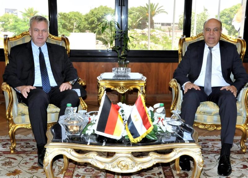 بوابة الكلمة