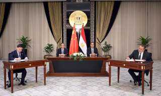محافظ البنك المركزي المصري يوقع مذكرة تفاهم مع نظيره الصيني لتعزيز التعاون المشترك بين الجانبين