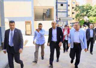 وزير التربية والتعليم يتفقد مواقع إنشائية لعدد من المدارس الجديدة بالمرج