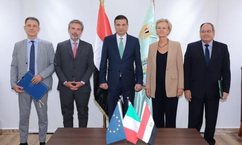 وزير الزراعة يشهد توقيع بروتوكول تعاون لتعزيز إنتاج المحاصيل بين مركز البحوث الزراعية والوكالة الإيطالية