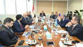 وزير الإسكان يعقد اجتماعًا لمتابعة أخر المستجدات بشأن تدشين منصتين لتنظيم السوق العقارية