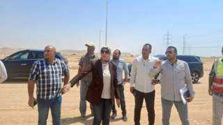 وزير الإسكان: دفع العمل بمشروعات البنية الأساسية وتطوير المرافق بمدينة السويس الجديدة